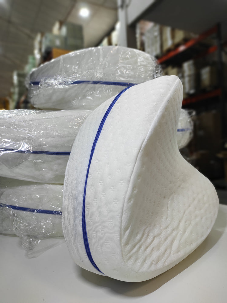 Almohada de piernas Nuqa detalle del contorno